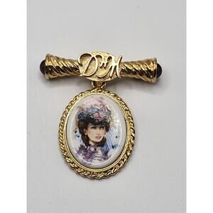 Vintage DM Cameo Portrait Brooch Gold Tone 1986 97 Victorian Revival